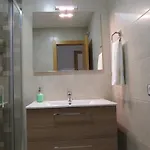 شقة 